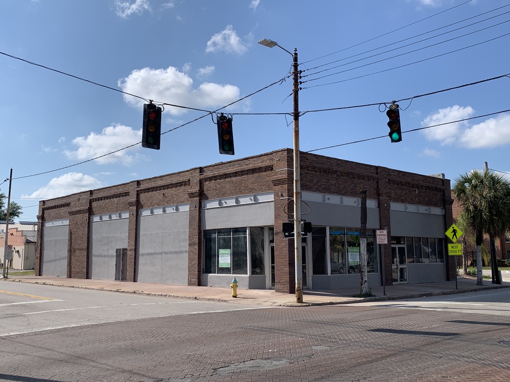 1702 N Howard Ave – FULLY LEASED