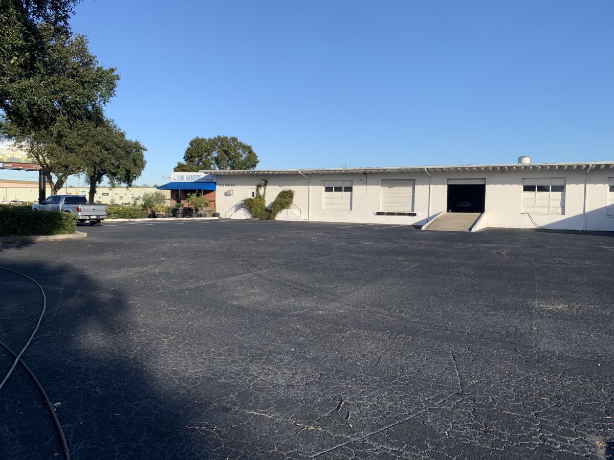 Freestanding Tampa Warehouse – 4020 E Adamo Dr- $2,500,000